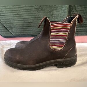 Blundstone Chelsea boots